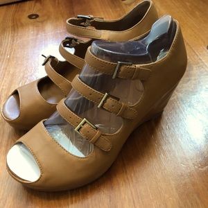 Johnston & Murphy Tricia shooty